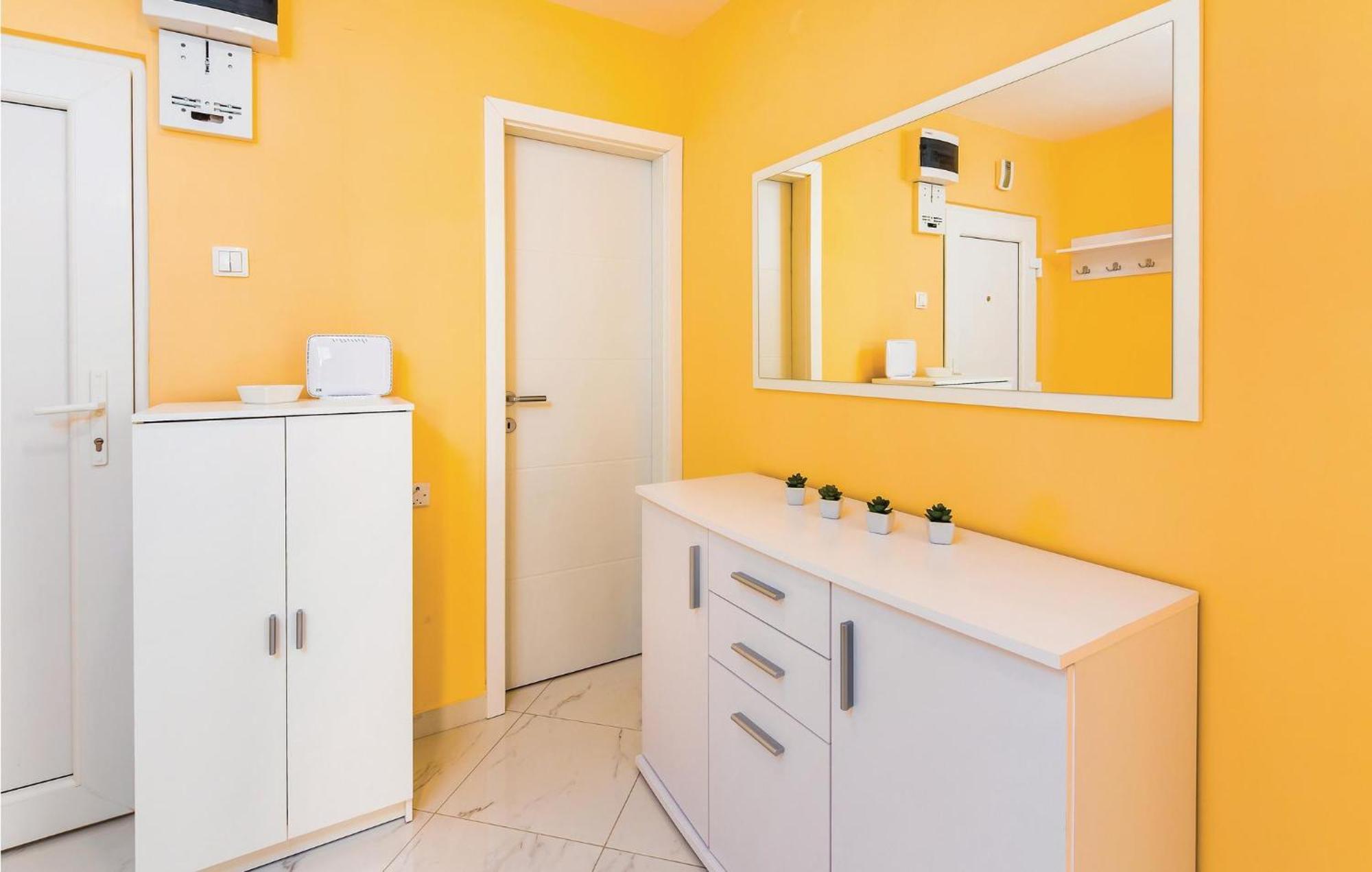 1 Bedroom Gorgeous Apartment In Opatija Exterior photo
